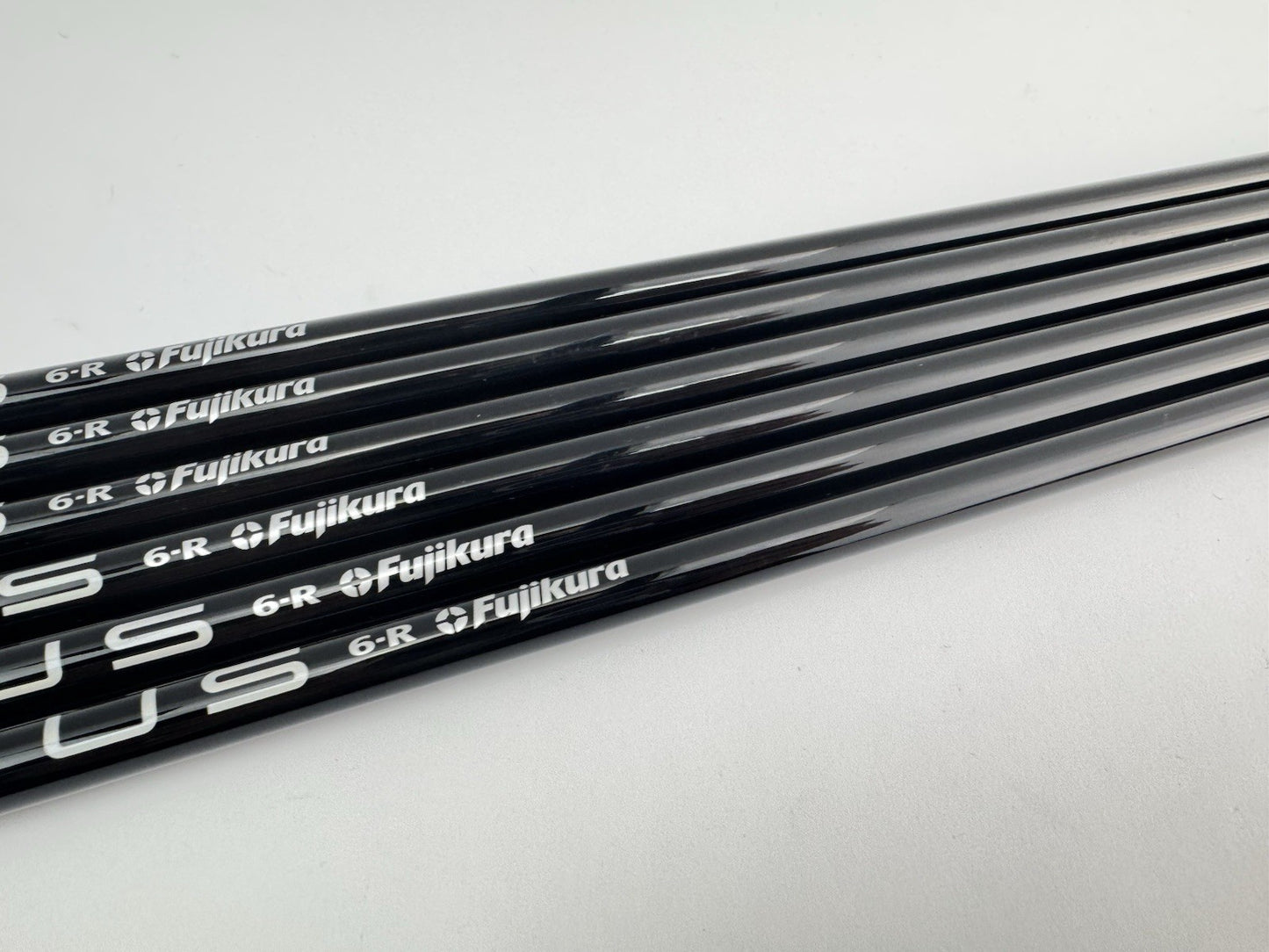 Fujikura Ventus Iron Shaft Set (6) Red 6-R Regular Graphite 0.370 Parallel/245635