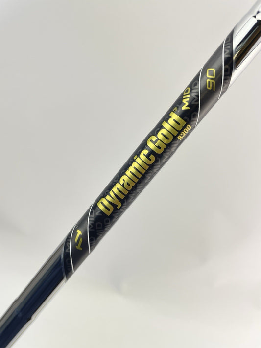 Dynamic Gold Mid 90 Iron Shaft Regular Flex Steel 34.5” /0.370 Parallel /303450