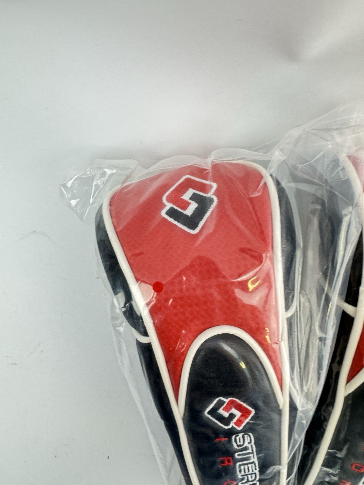 Golf Hybrid Headcover Set (2) Sterling Irons /Black/Red/White /Zip Closer /New4