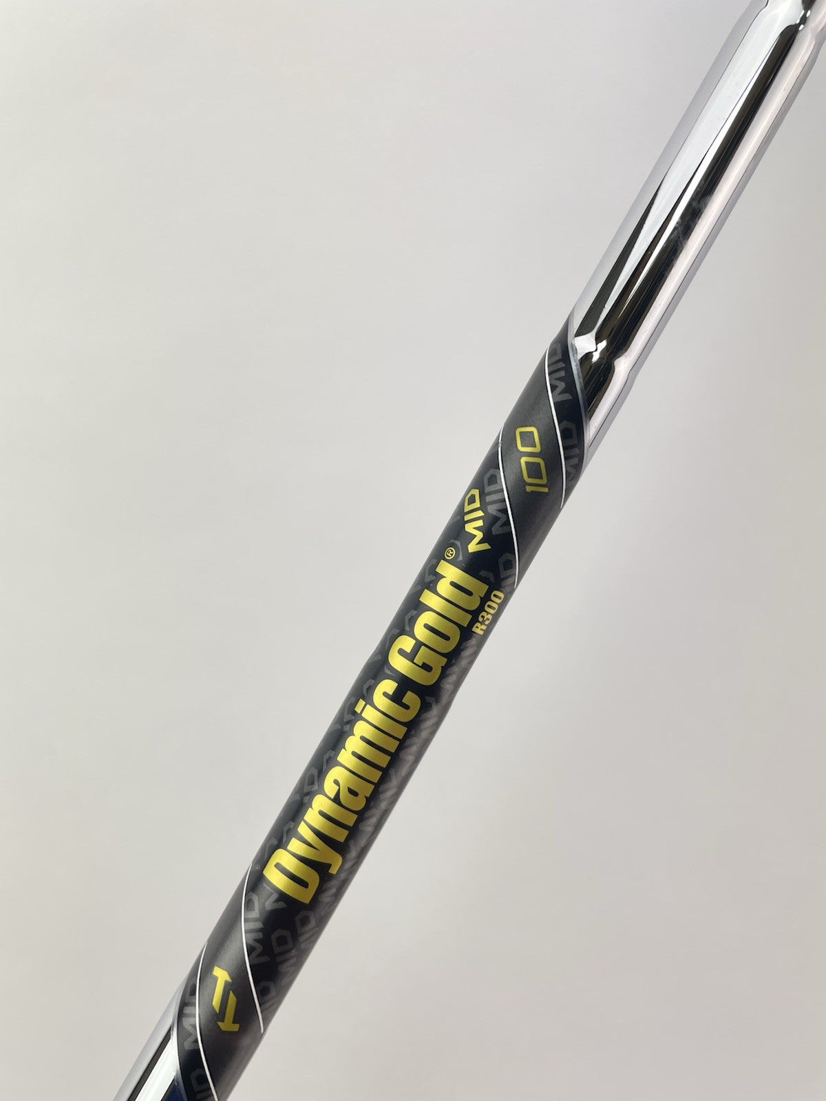 Dynamic Gold Mid 100 Iron Shaft Regular Flex Steel 35.75 /0.355 Tapered /253235