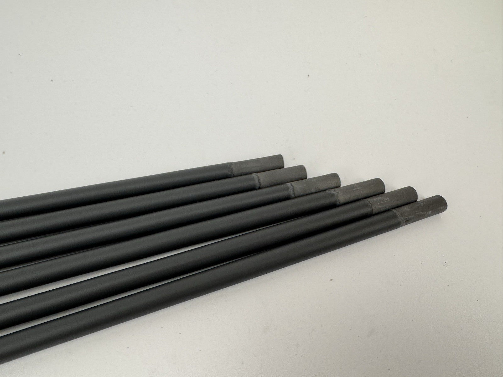 Fujikura Pro Iron Shaft Set (6) 5-PW Regular Graphite 0.355 Tapered /Grips/339947
