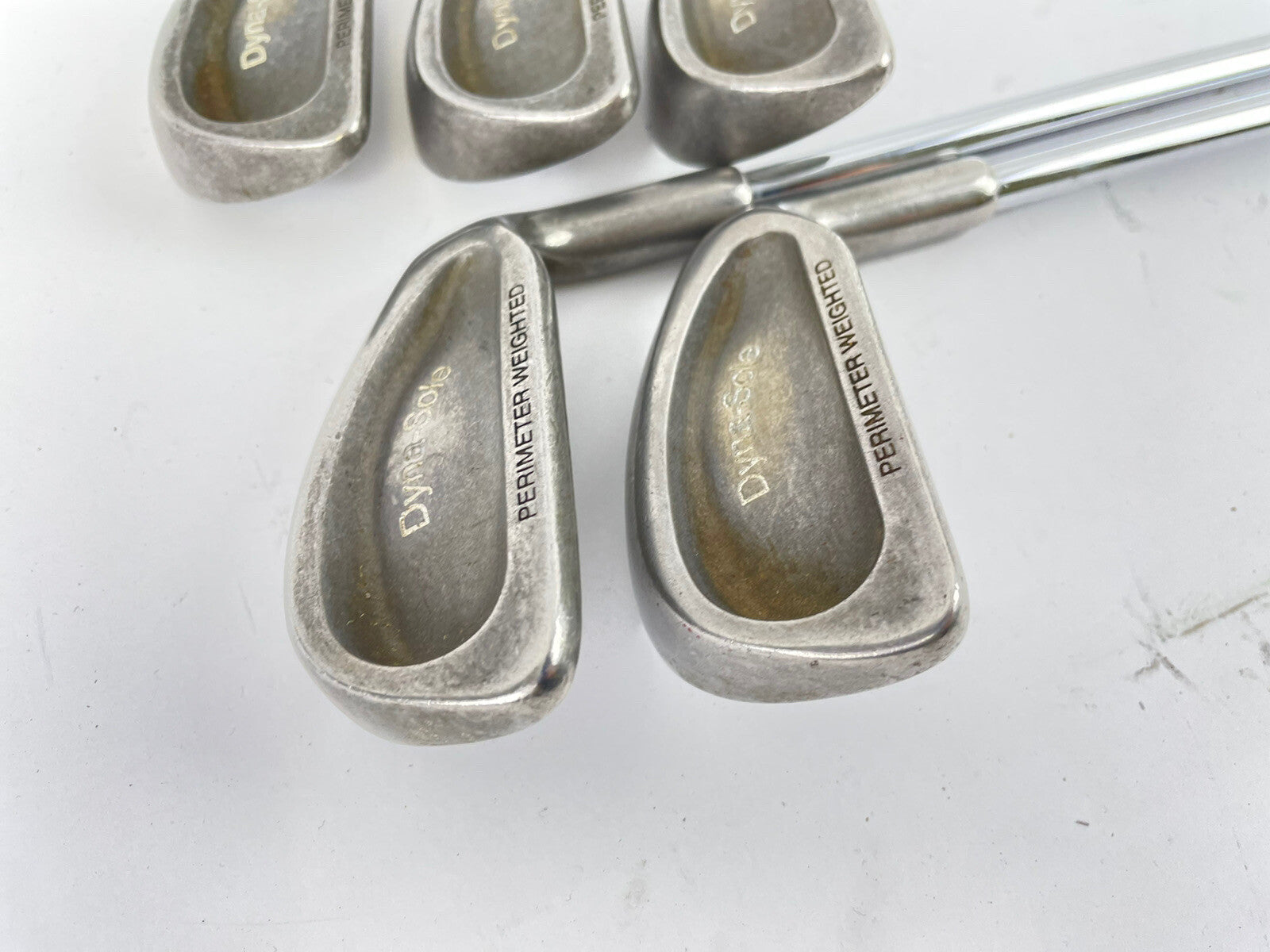 Wilson Irons Mens Dyna-Sole 6-PW Regular Flex Steel /Good Grips /17573