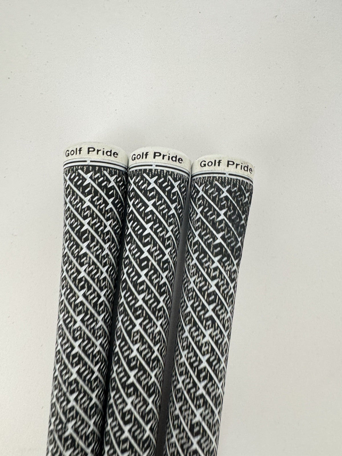Golf Pride Z-grip Midsize Golf Grips (3) Cord /Pulled /Black/White /357063