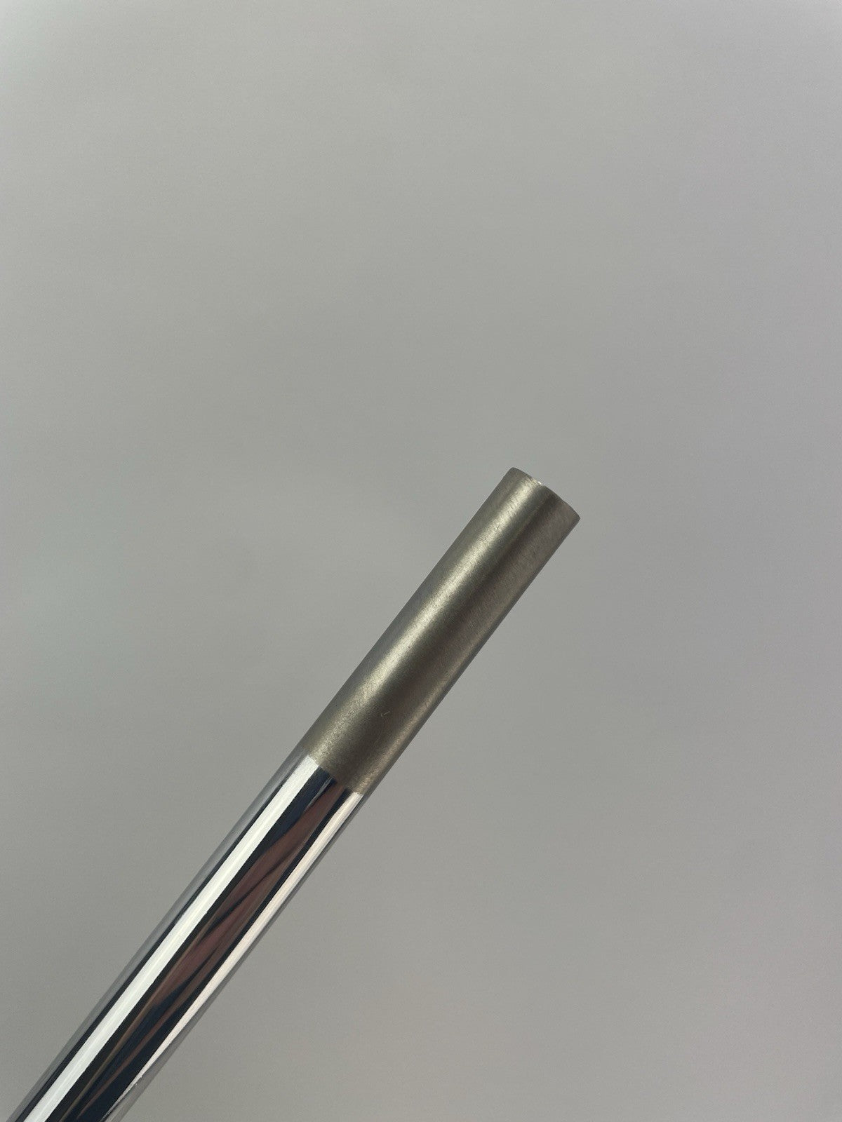 Dynamic Gold DST 98 Iron Shaft Regular Flex Steel 35.75 /0.355 /Lamkin /302544