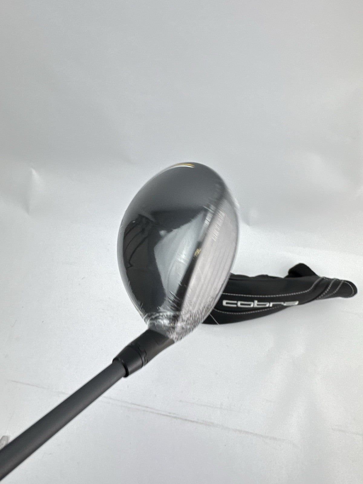 Cobra LTDx 3 Wood 15* Hzrdus Smoke 5.5 Regular Graphite /Left Handed /300349