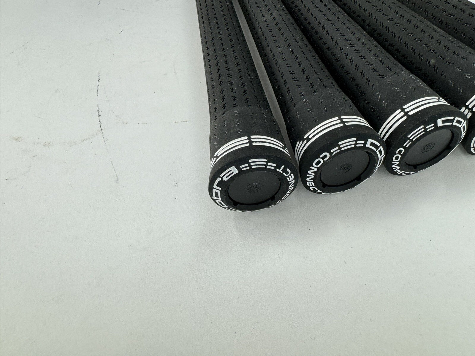 Lamkin Golf Grips (5) Cobra Connect Compatible/Mens Standard /Black /New /327175