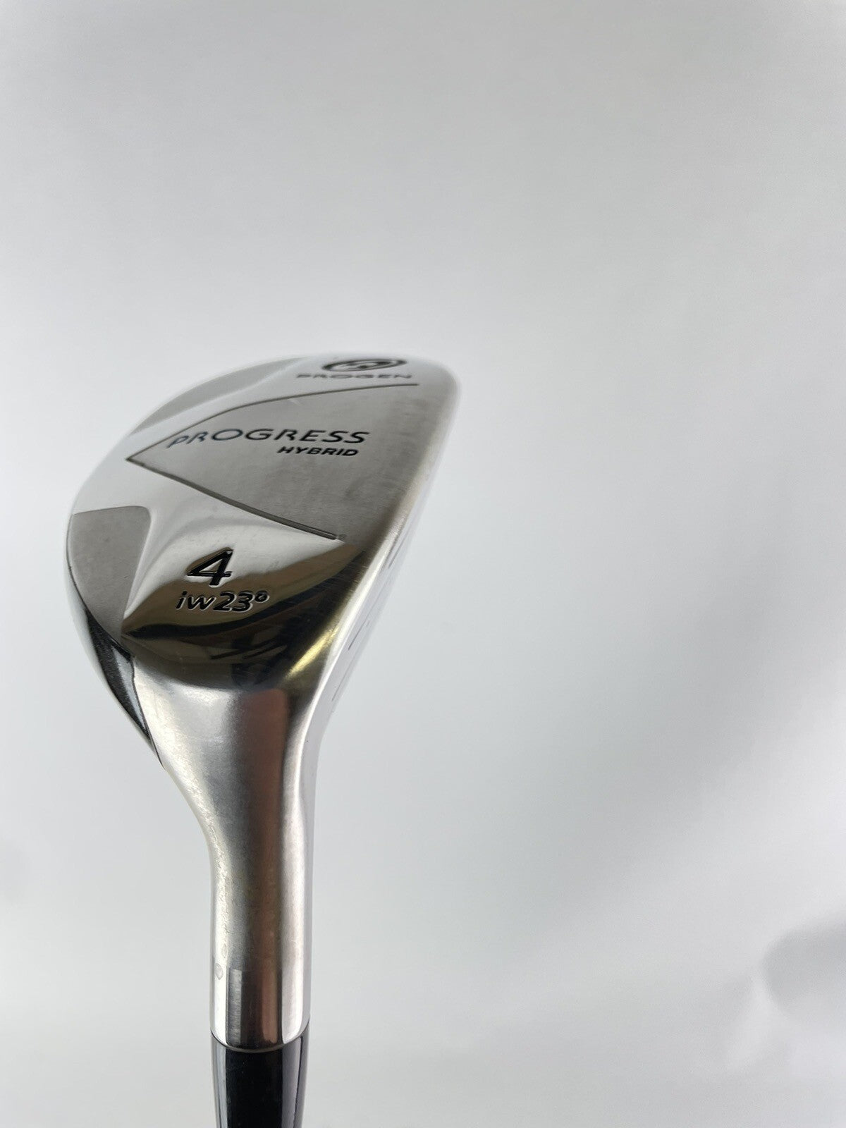 Progen 4 Hybrid 23* Progress Regular Graphite /Right Handed /New Grip /141643