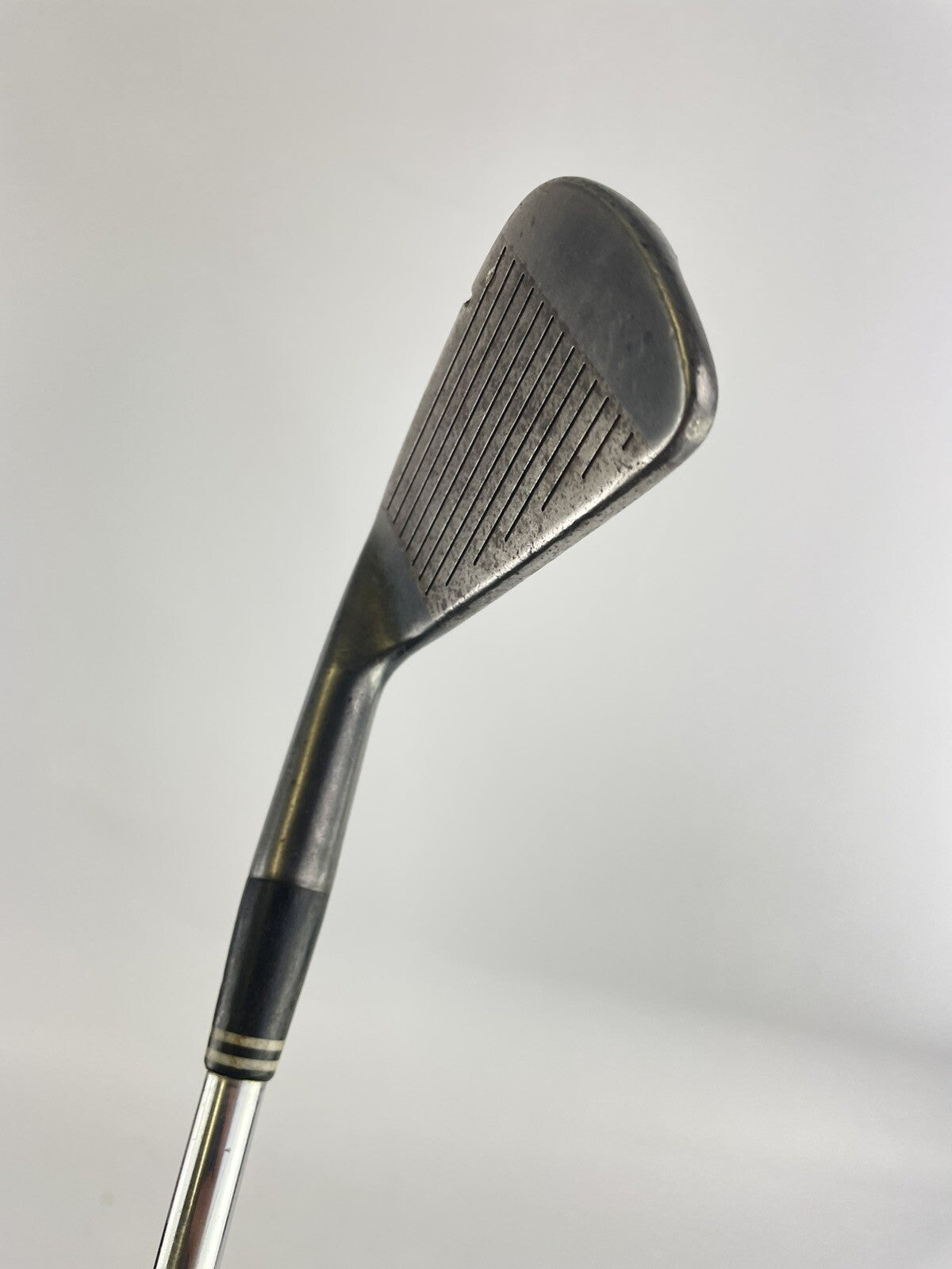 Cleveland Tour Action 4 Iron Form Forged Gun Metal R300 Regular /New Grip/946514