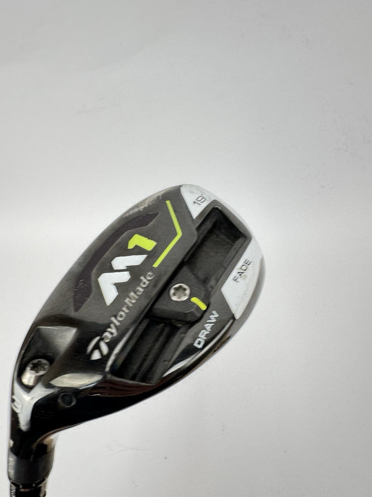Taylormade M1 3 Hybrid 19* Left Handed Fujikura Regular Graphite/New Shaft/350242