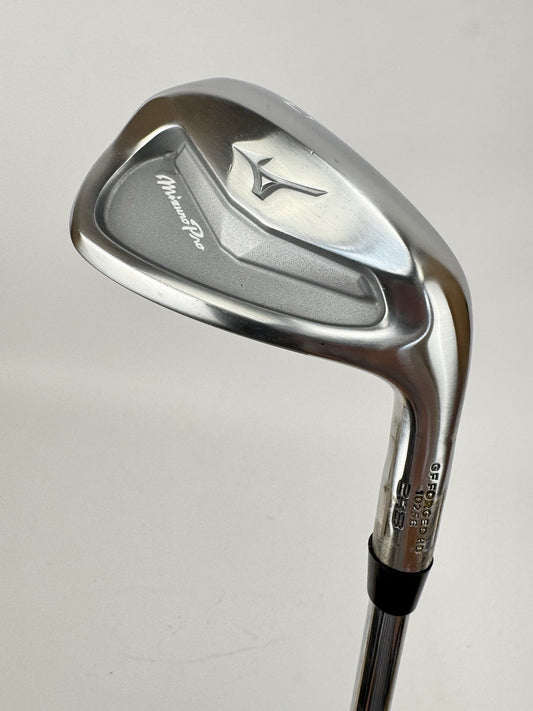 Mizuno Pro 243 Pitching Wedge Forged Elevate MPH 95 Stiff Steel /New Grip /351870