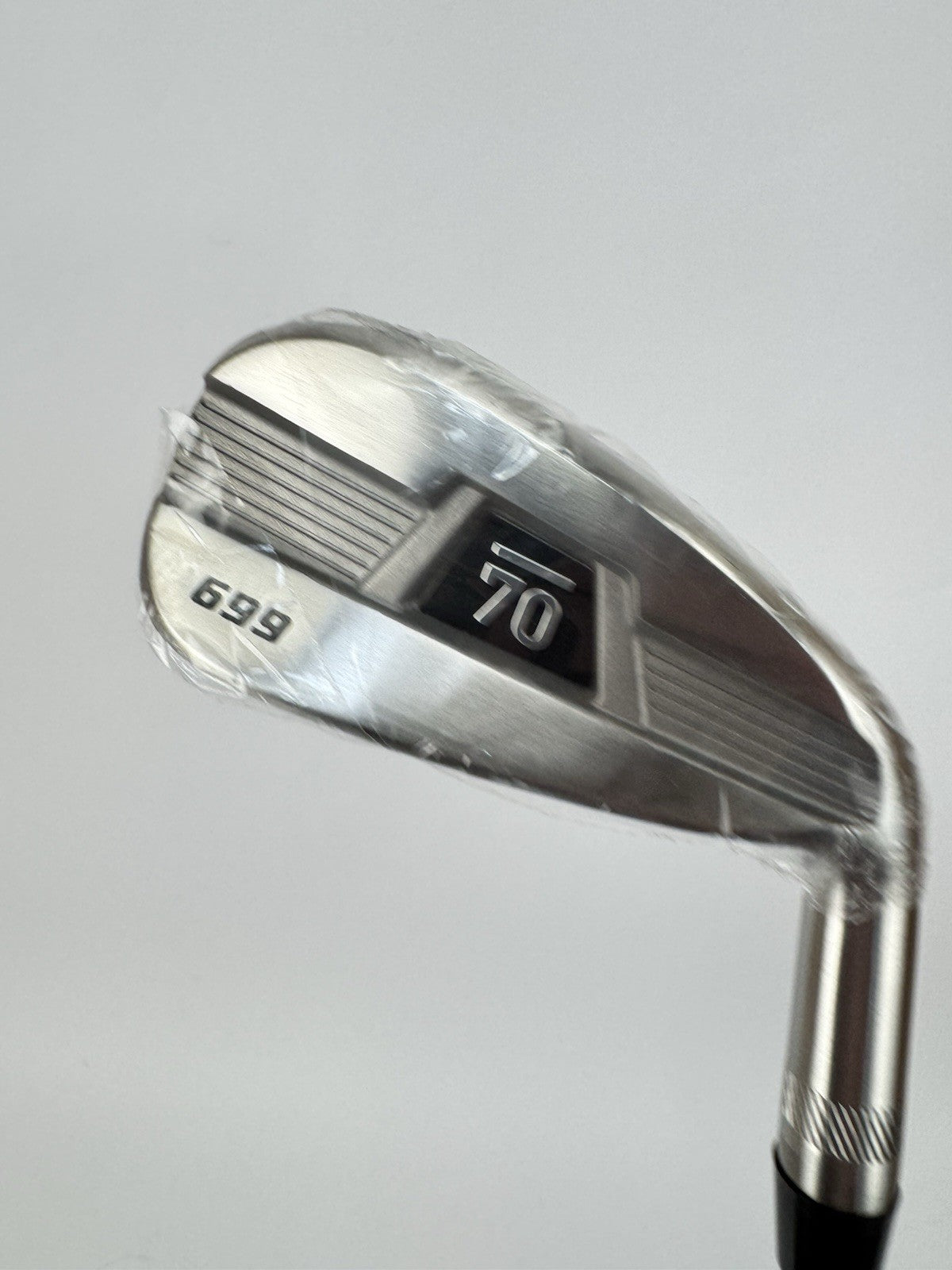 Sub 70 699 V2 4 Iron 20* Fujikura Pro Regylar Graphite /Right Handed /New /339791