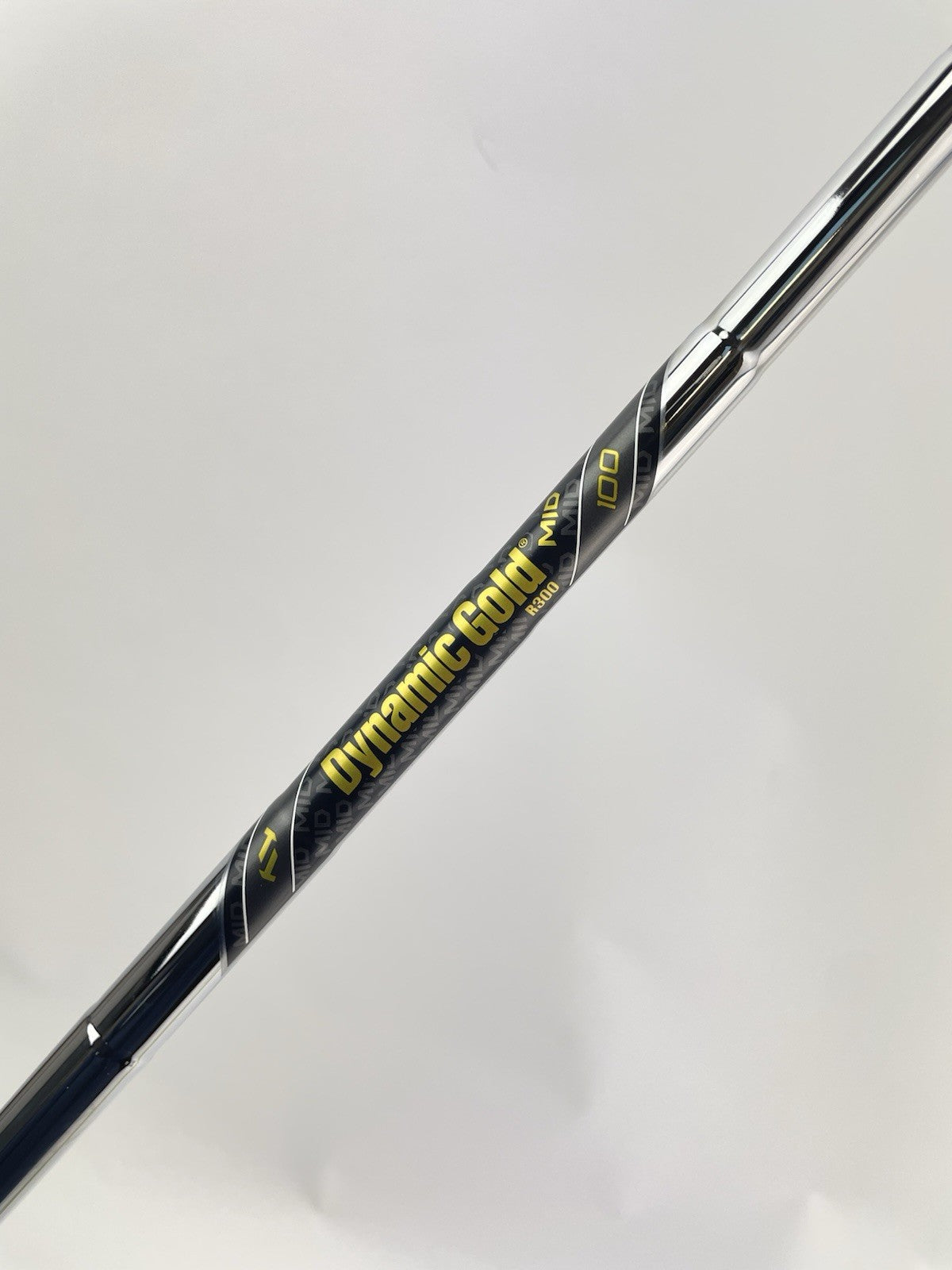 Dynamic Gold Mid 100 Iron Shaft Regular Flex Steel 35.5” /0.370 Parallel /302850