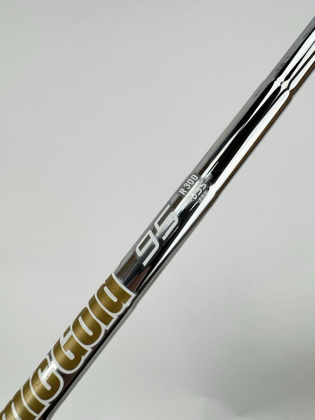 Dynamic Gold 95 Iron Shaft Vss Pro Regular Flex Steel 35.75/0.355 Tapered /322744