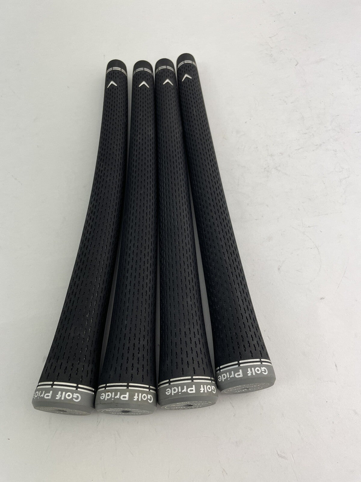Golf Pride Tour Velvet 360 Soft Grips (4) Midsize /Black /Pulled /326776