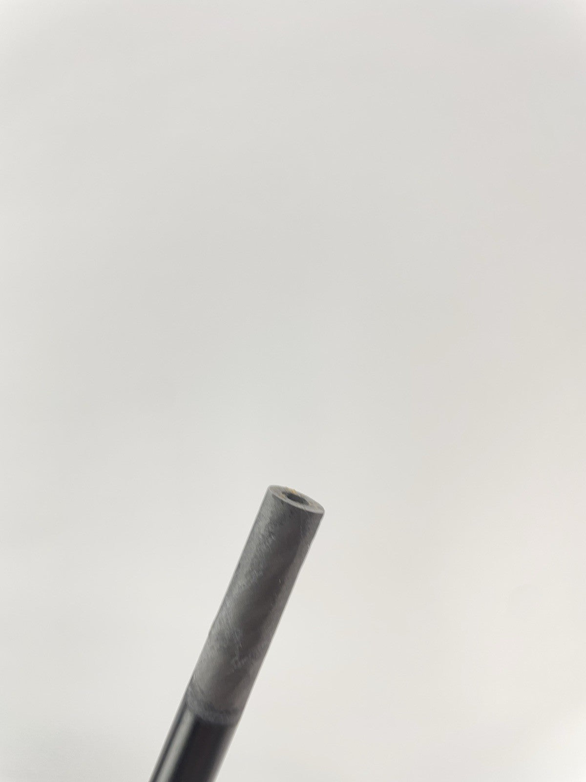 KBS Tour Graphite Iron Shaft 75 Regular Flex Graphite 35.5” /0.370 /Lamkin/291659