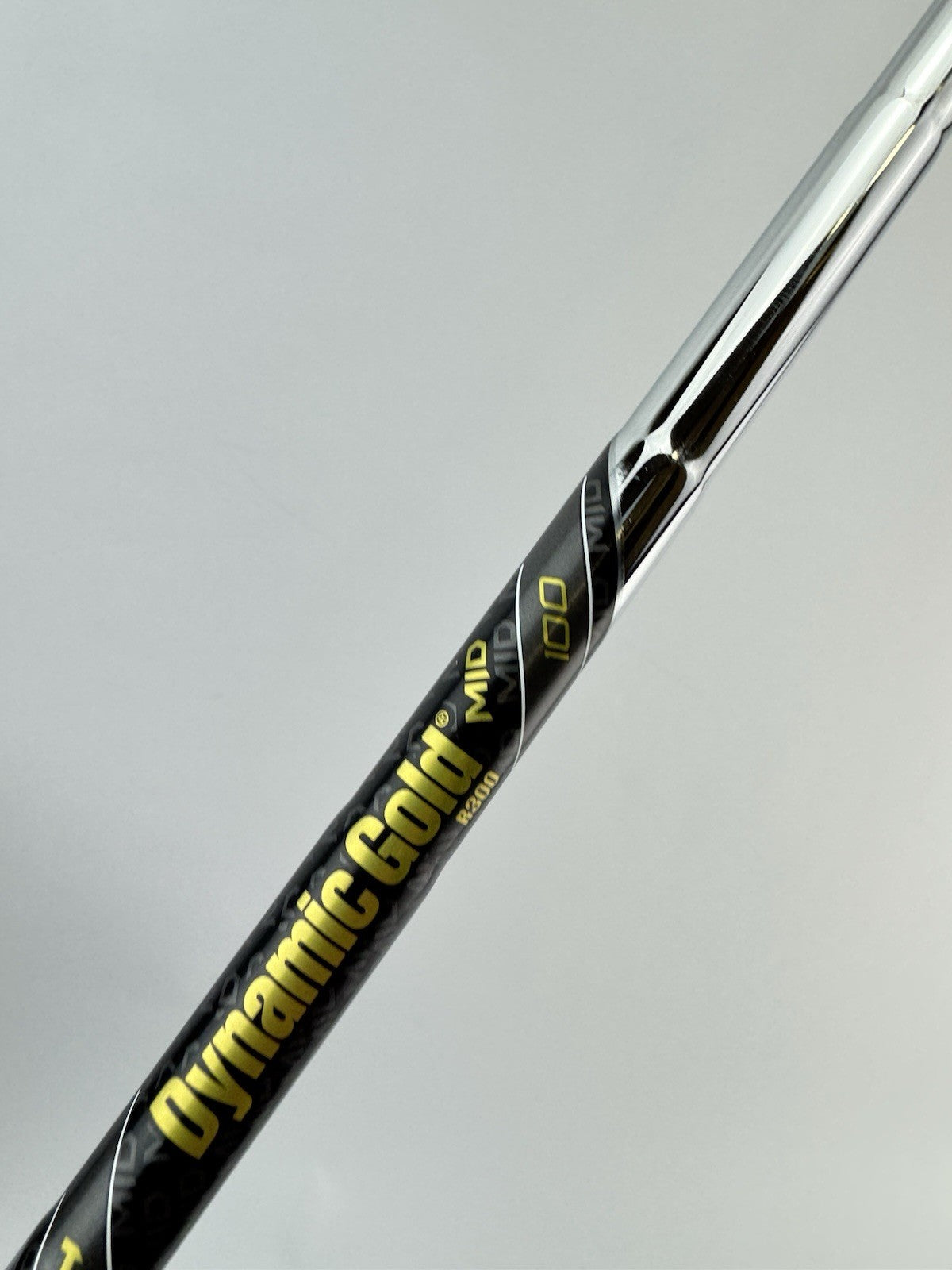 Dynamic Gold Mid 100 Iron Shaft Regular Flex Flex Steel 35”/0.370 Parallel/306243