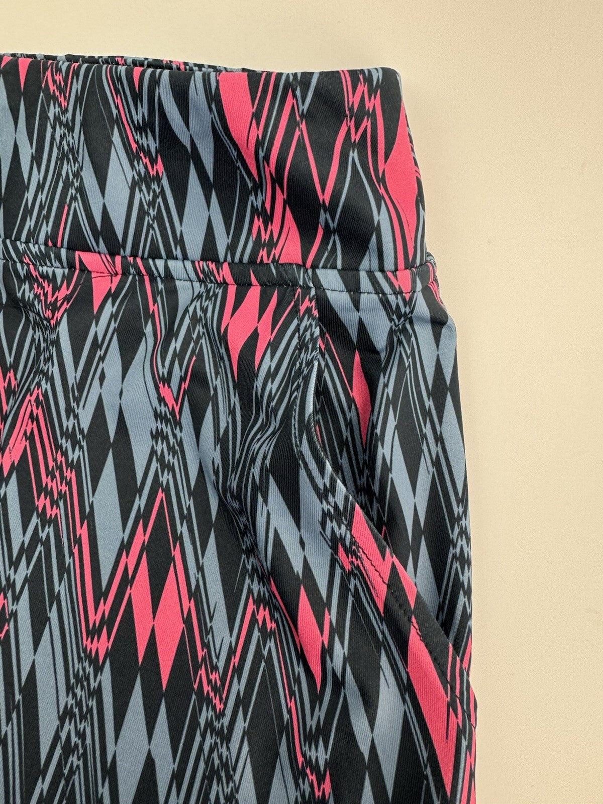 Ping Georgia Ladies Golf Skort UK Size 6/ Pleated/  Navy Multi/ Brand New/ 309205