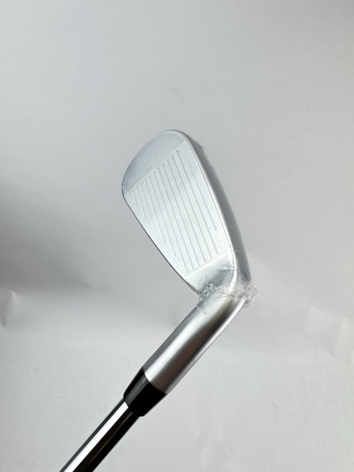 Cobra LTDX 4 Iron Left Handed KBS Tour 90 Regular Flex Steel/New /304528