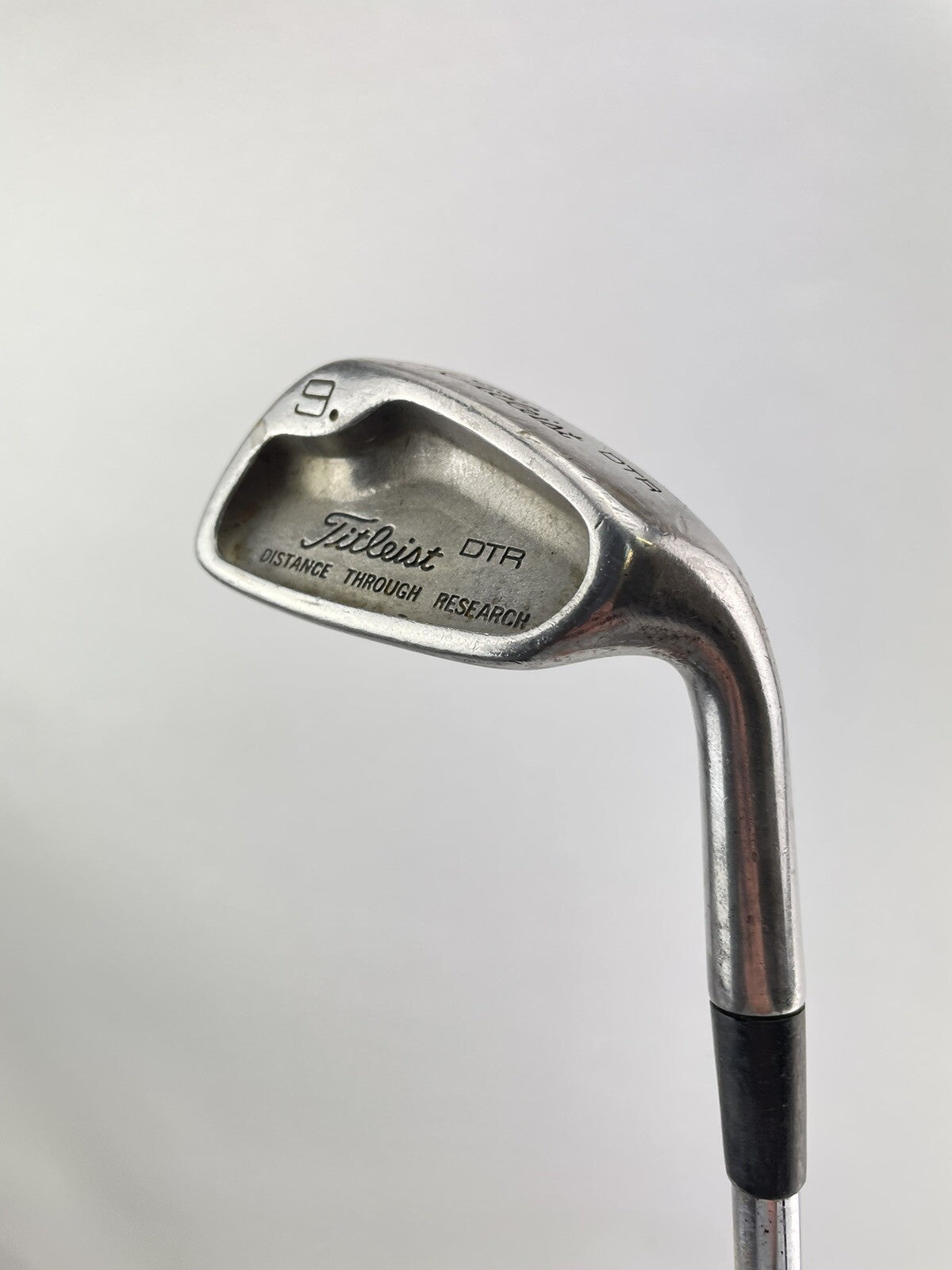 Titleist DTR 9 Iron Black Dot /Regular Flex Steel /Right Hand /New Grip /205683