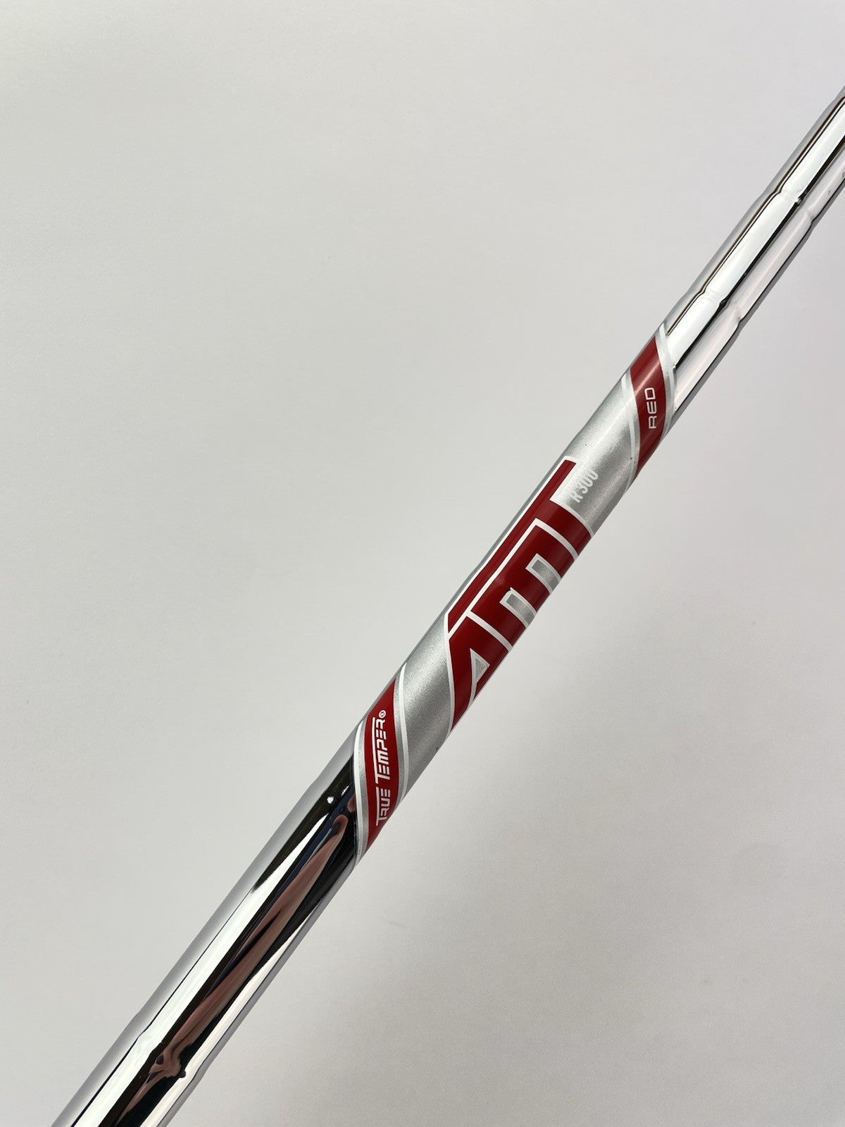 True Temper AMT Red Iron Shaft Regular Flex Steel 35.25” /0.355 Tapered /296590