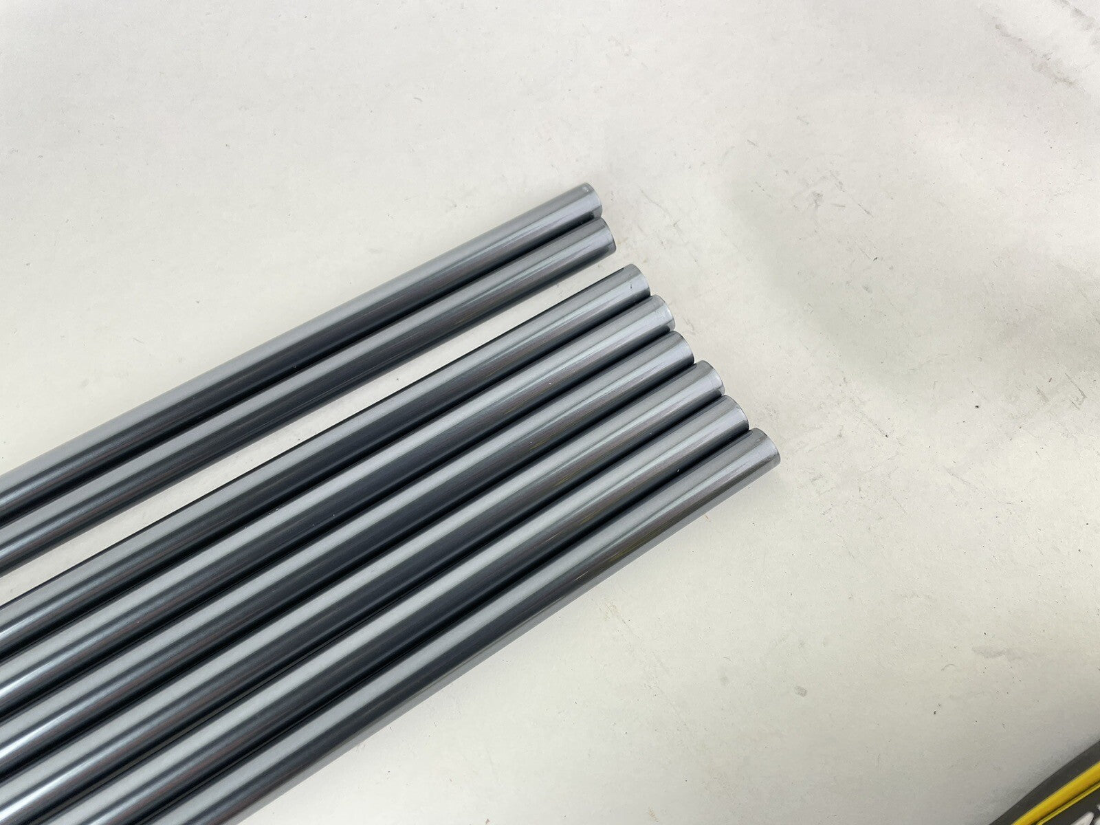 Matrix Ozik White Tie Iron Shaft Set (8) X4 58R Regular Graphite 42”/0.370/138426