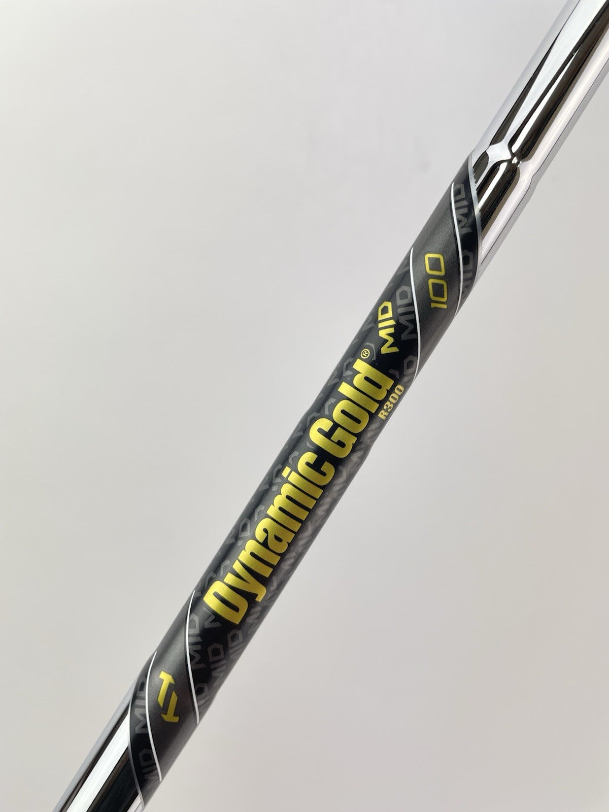 Dynamic Gold Iron Shaft Mid 100 Regular Flex Steel 35.5 /0.355 Tapered /261922