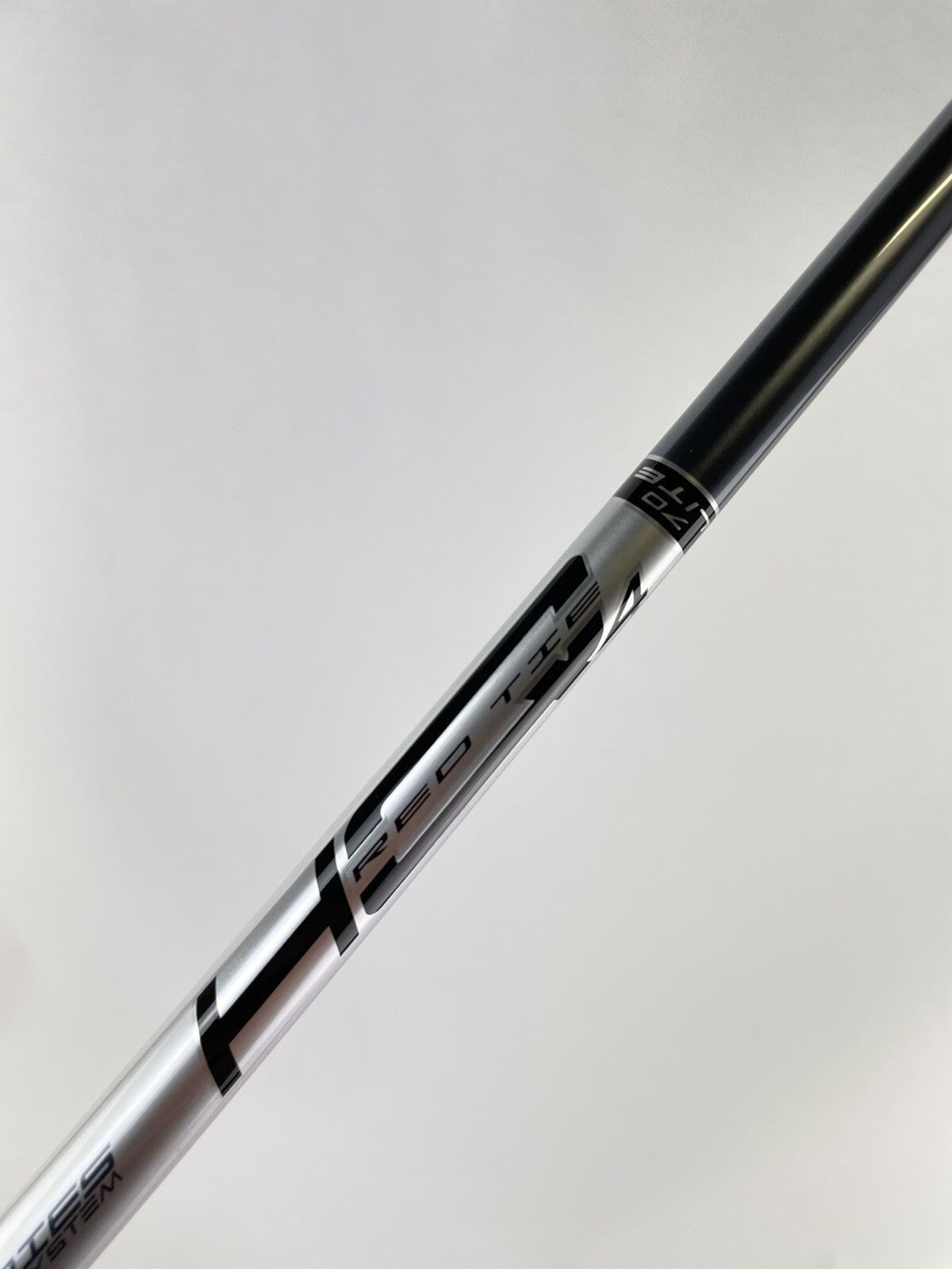 Cobra Hybrid Shaft Matrix Red Tie Lite Senior Graphite 39” /Lamkin /New /142582