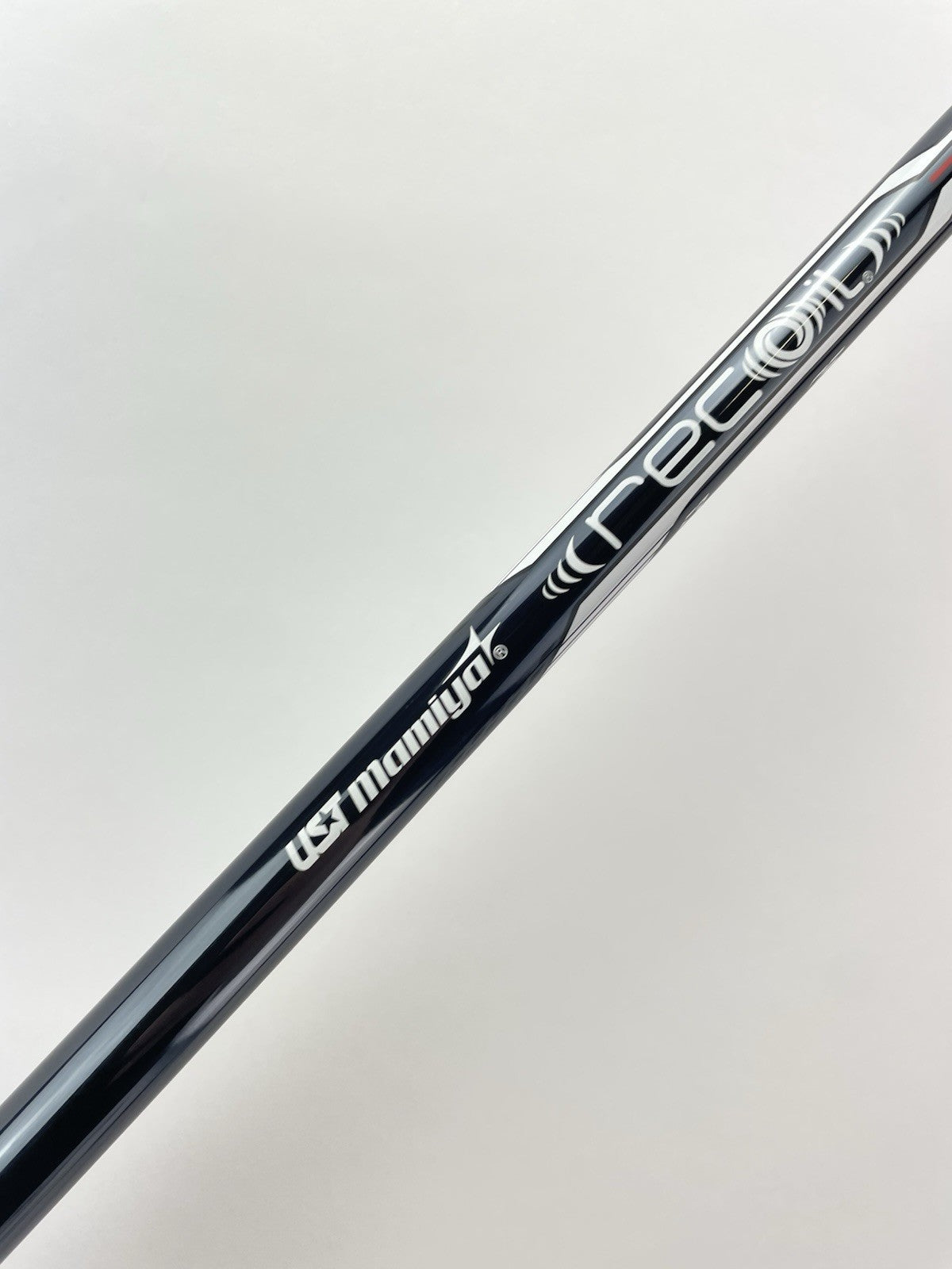 UST Recoil Dart Iron Shaft 75 Regular Flex Graphite 35.75 /0.355 Tapered /283672