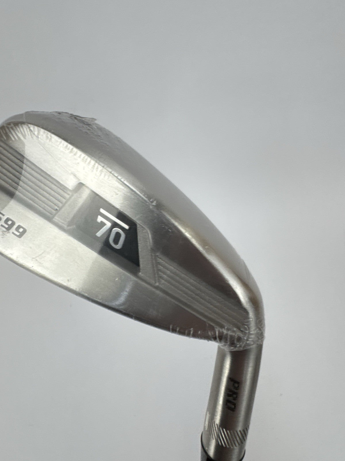 Sub 70 4 Iron Utilty 22* 699 Pro Aldila Rogue Regular Graphite /Right/New /340934