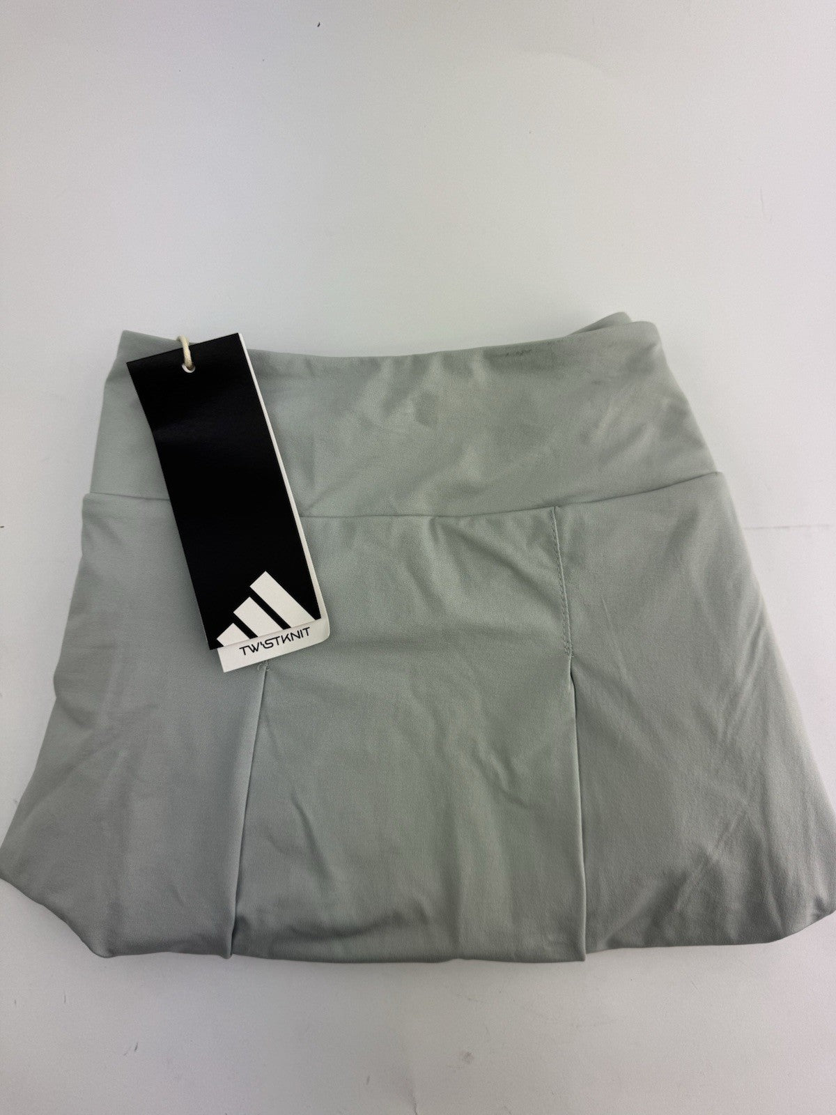 Women’s adidas Ultimate365 Tour Pleated Skort Size UK Large/ Grey/ New/ 309850