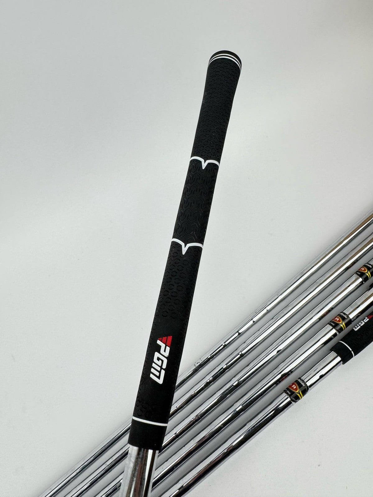 TaylorMade R7 Iron Set 5 SW Regular Flex Steel Right Handed New Grips/3672710