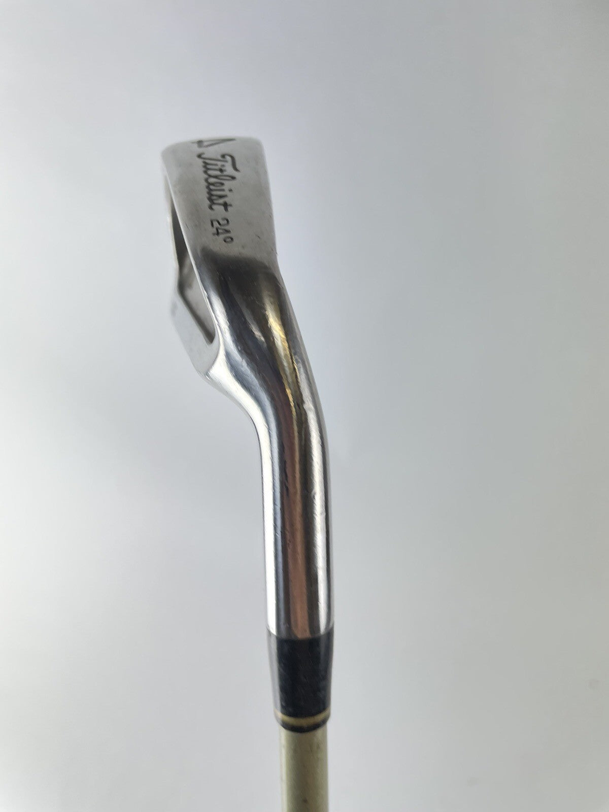 Titleist Golf 4 Iron 24* DCI Regular Flex Graphite /Right Handed /118054