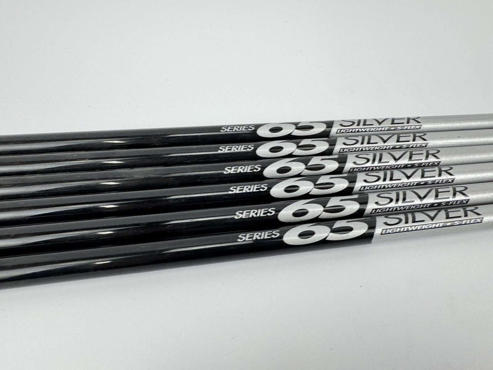 UST Iron Shaft Set (6) 65 Silver Series Stiff Graphite 0.370 Parallel /40”/312332