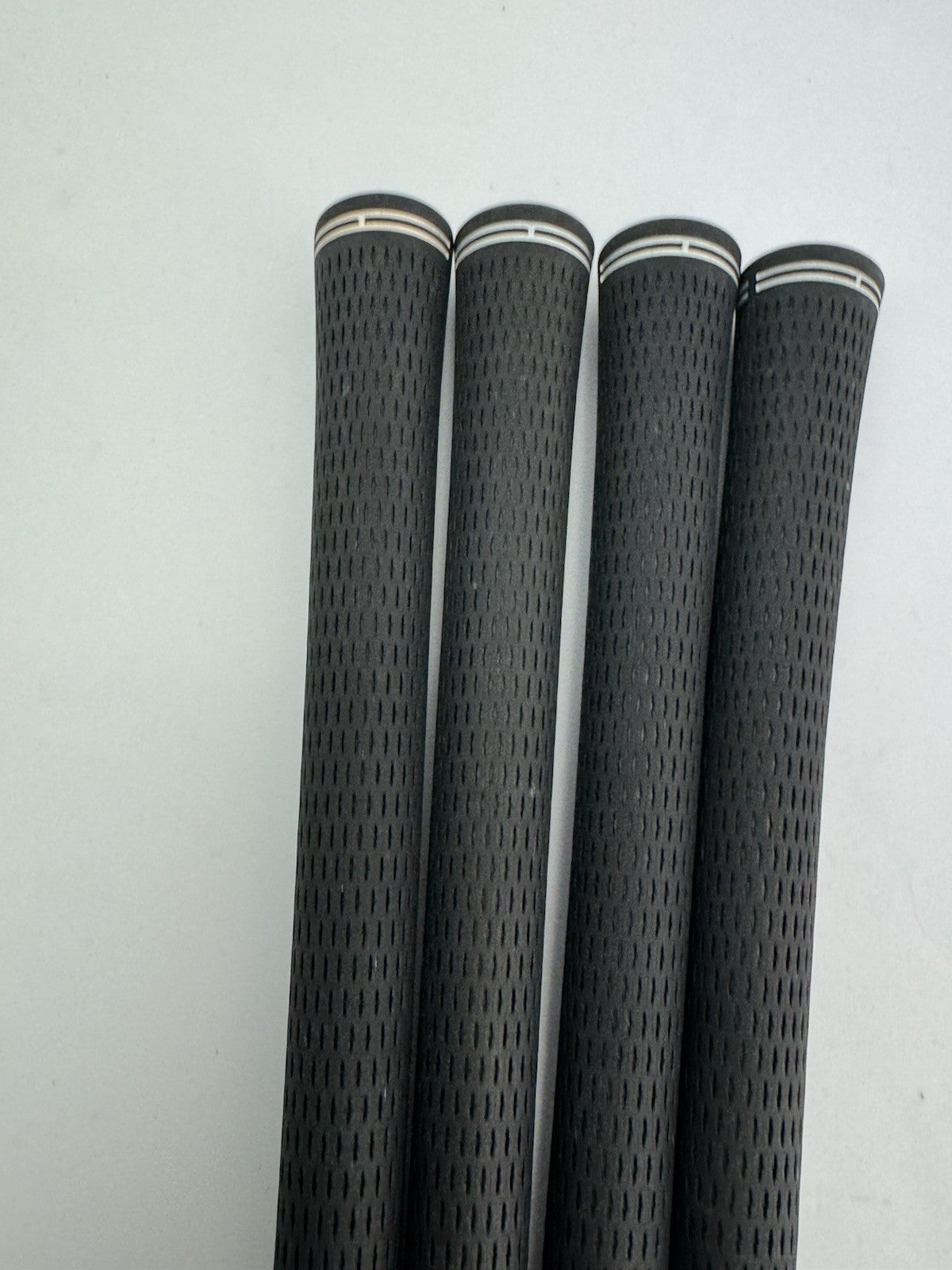 Golf Pride Srixon Grips (4) Tour Velvet Mens Standard /Black /Pulled /292823
