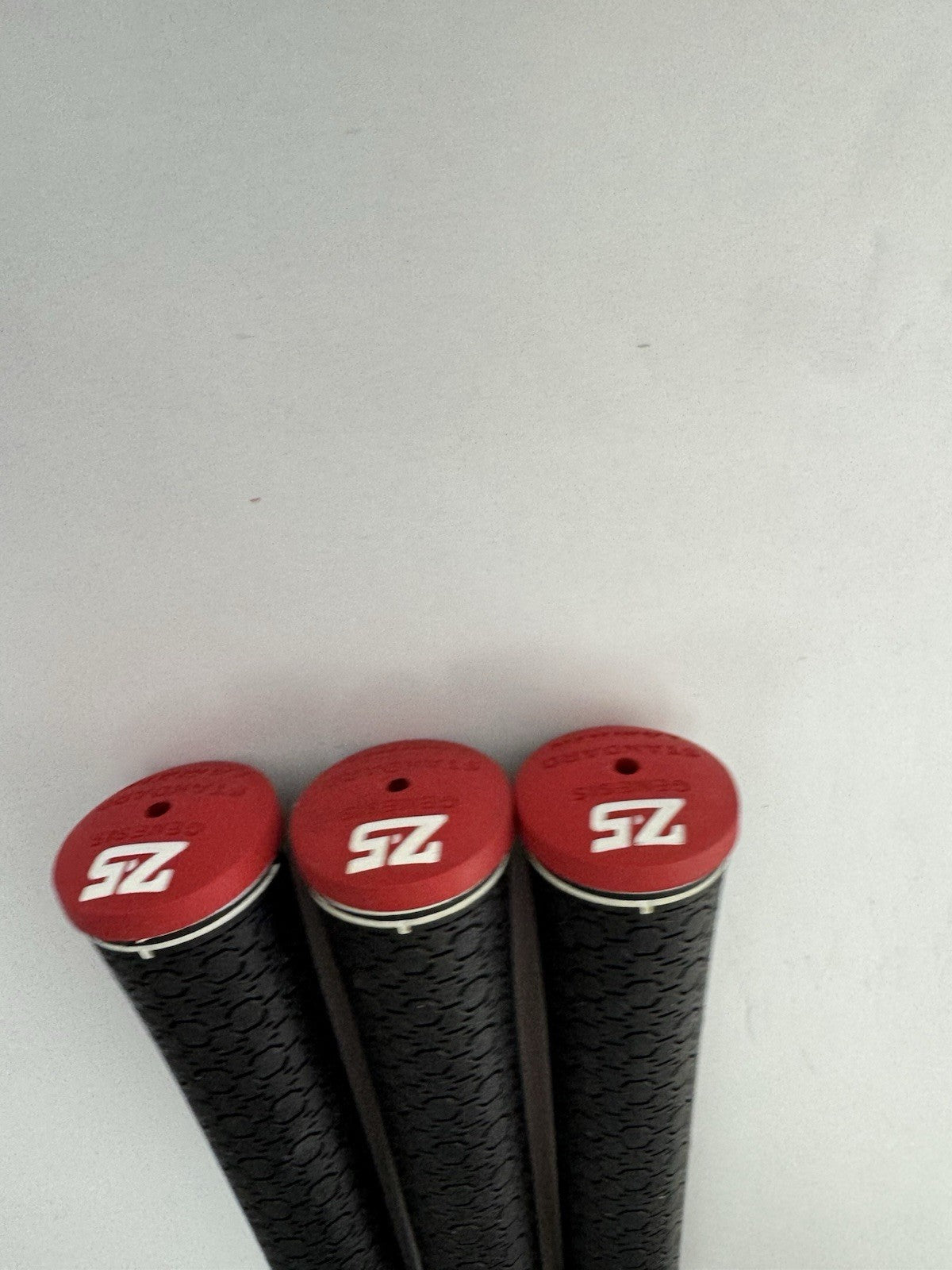 Lamkin Z5 Genesis Callaway Golf Grips (3) /Standard /Black /Red /Pulled /339564