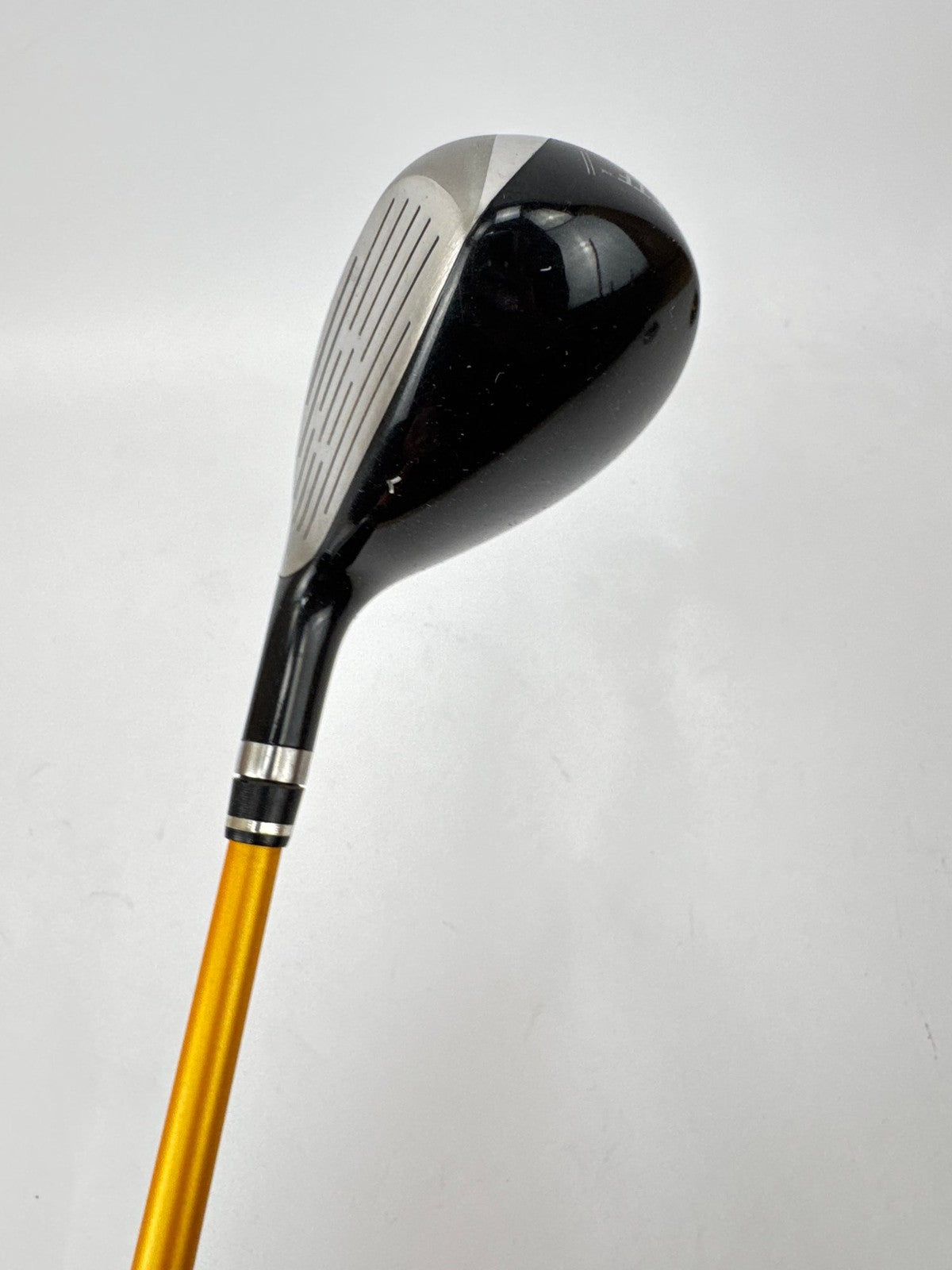 Wilson Staff DH6 3 Hybrid 19 Degree Graphite UST Proforce V2 Stiff Flex //365396