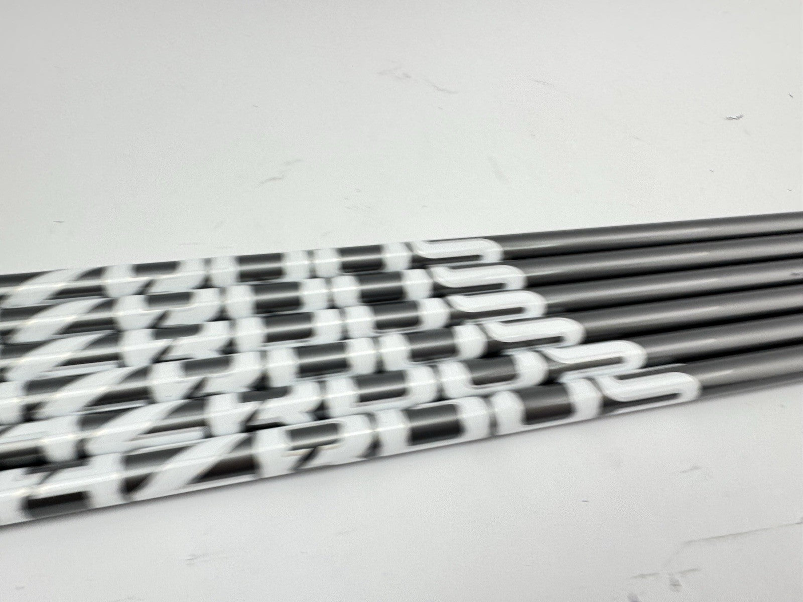 Project X Hzrdus Iron Shaft Set (6) 5.5 Regular Graphite 0.355 Tapered /326993