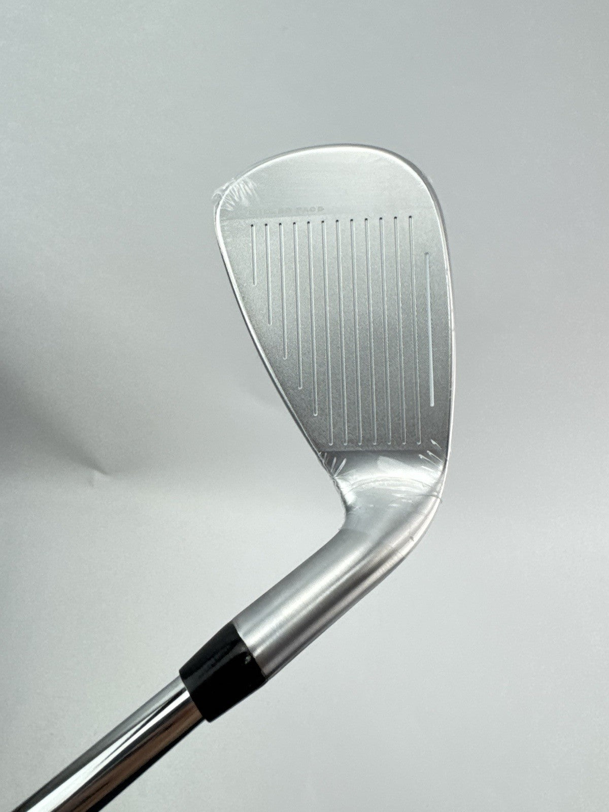 Cobra LTDX 8 Iron Left Handed KBS Tour 90 Regular Flex Steel /Brand New /2486812