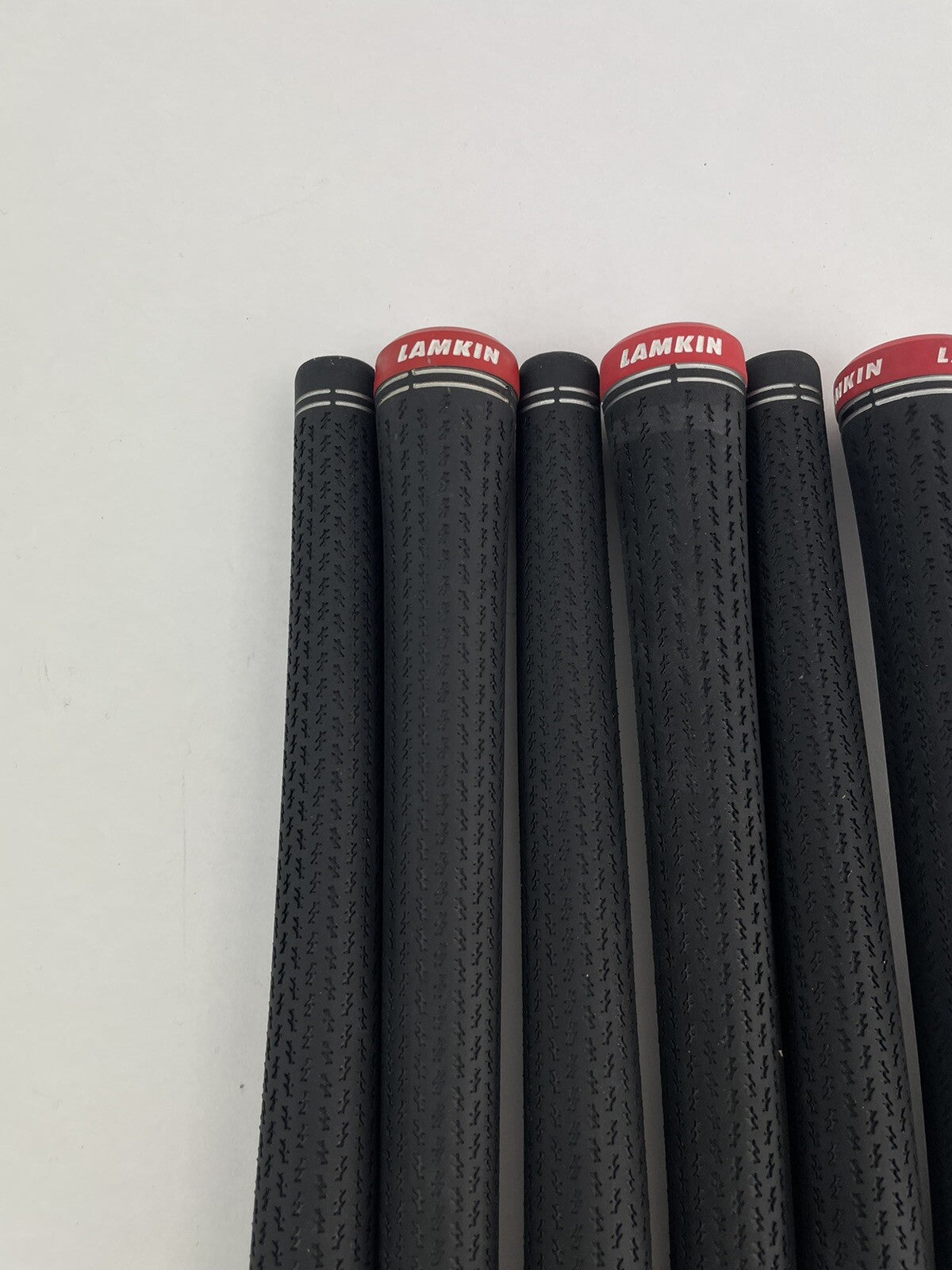 Lamkin Crossline 360 Grips (6) Standard /Black /Red /Pulled /186983