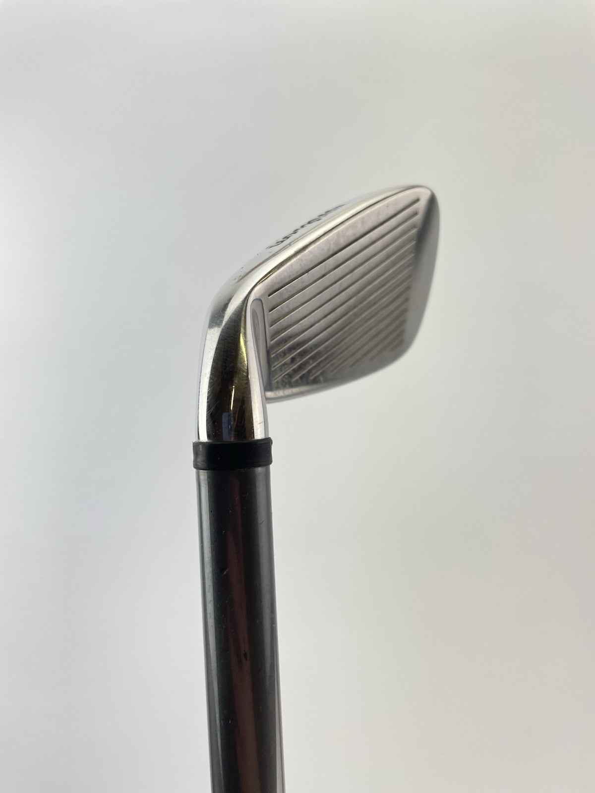 Wilson Deep Red 6 Iron Women’s Flex Graphite /Right Handed /New Grip /281385