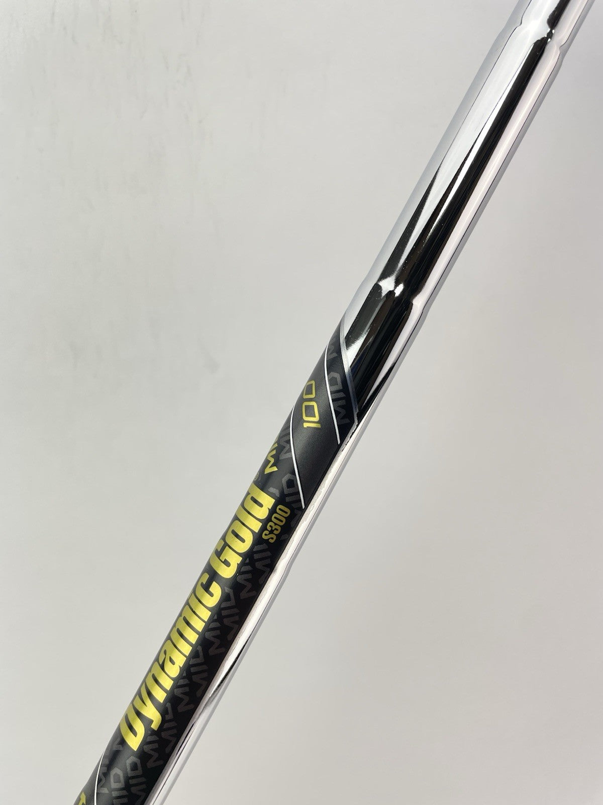 Dynamic Gold 100 Mid Iron Shaft S300 Stiff Flex Steel 35.25 /0.355 Taper /257446