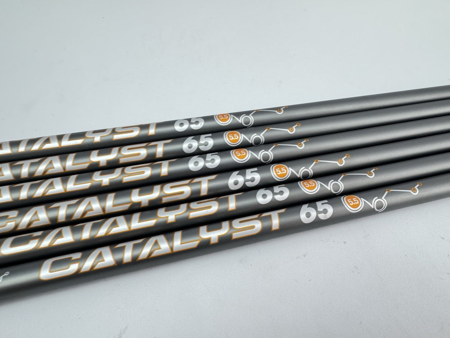 Catalyst 65 Iron Shaft Set (6) 5.5 Regular Flex Graphite /0.370 Parallel /256094