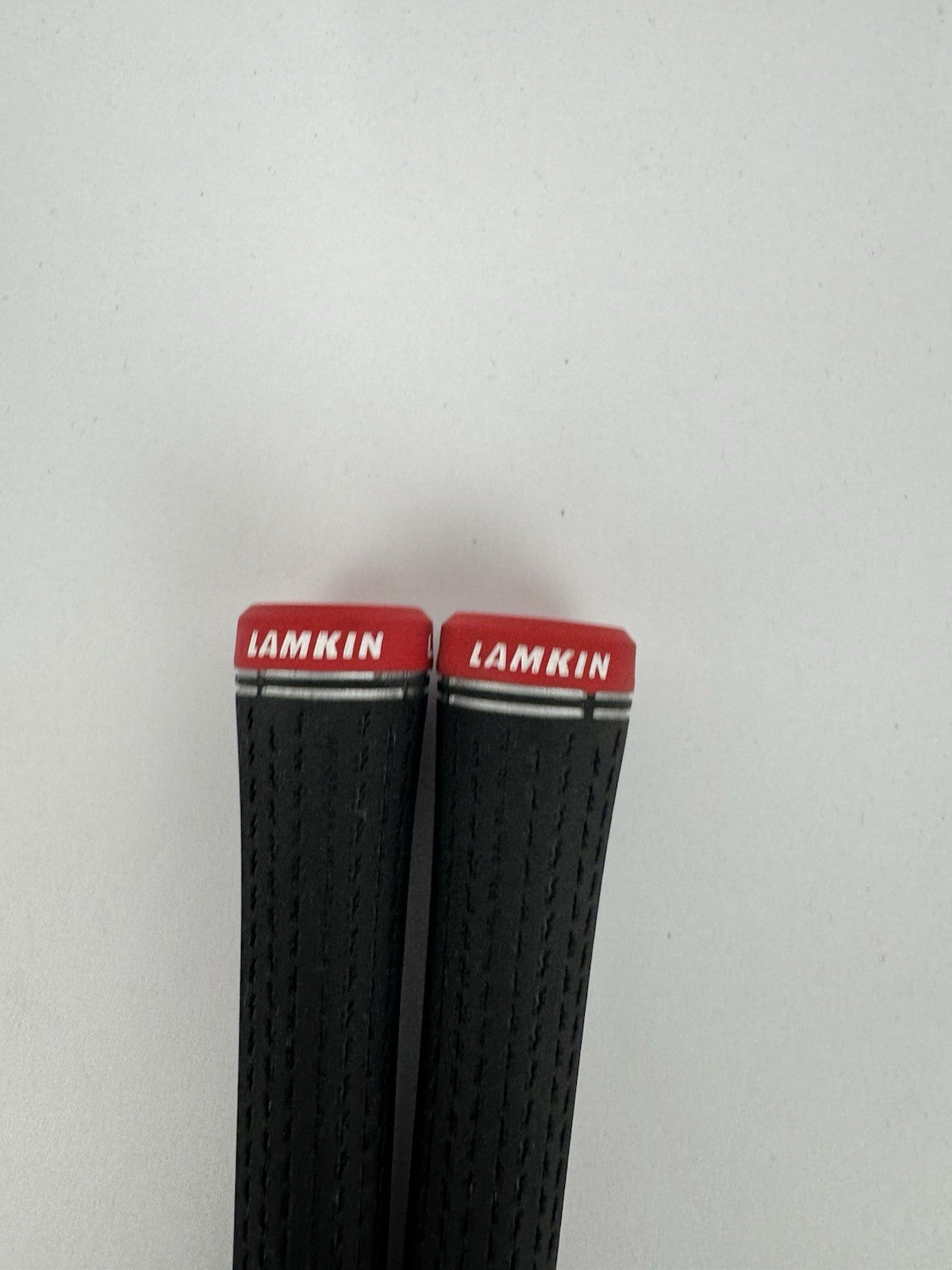 Lamkin Crossline Grips (2) 360 Men’s Standard /Black/Red /Pulled /333854