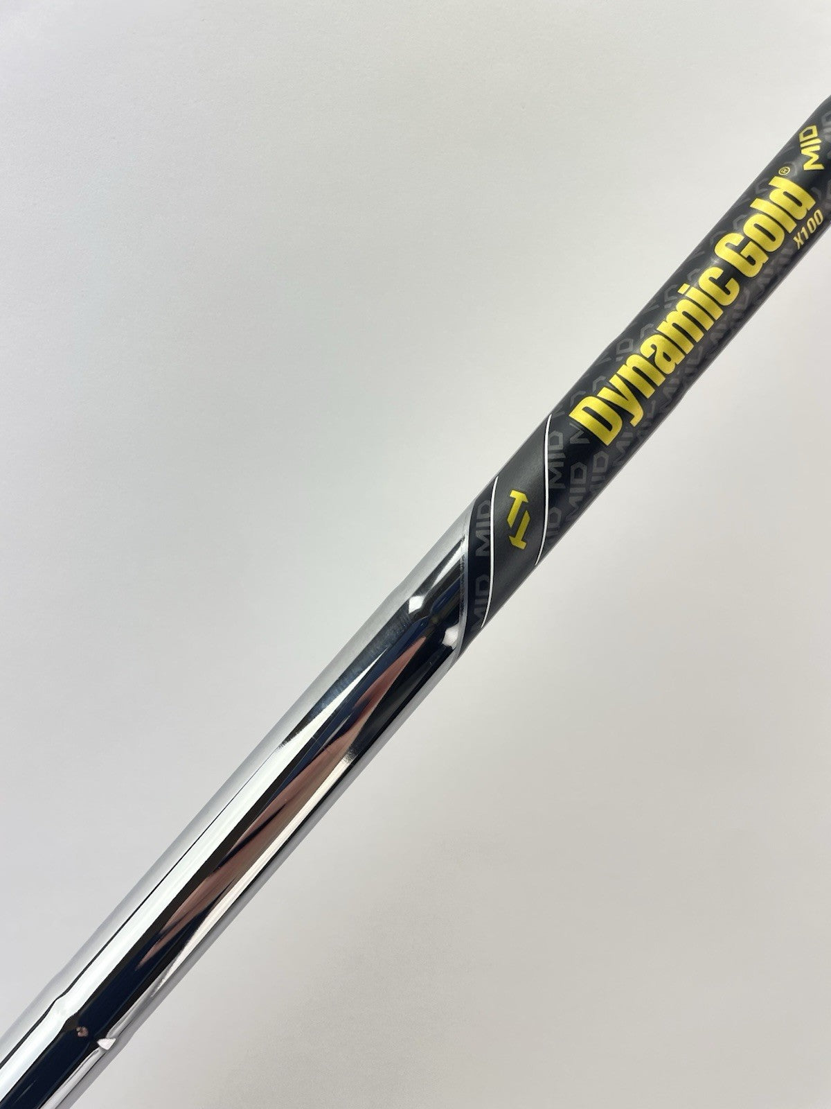 Dynamic Gold Mid 115 Iron Shaft X Flex Steel 35.25” /0.355 Tapered /282081