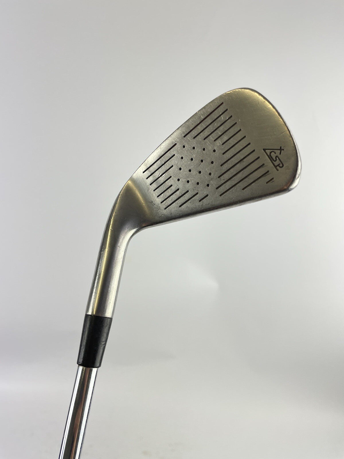 Wilson Snead HT 4 Iron Regular Flex Steel/ Right Handed/ New Grip/ 30206
