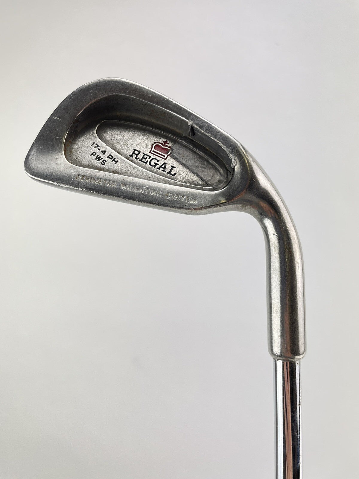 Regal Golf 2 Iron Regular Flex Steel Shaft /Right Handed /New Grip /195470