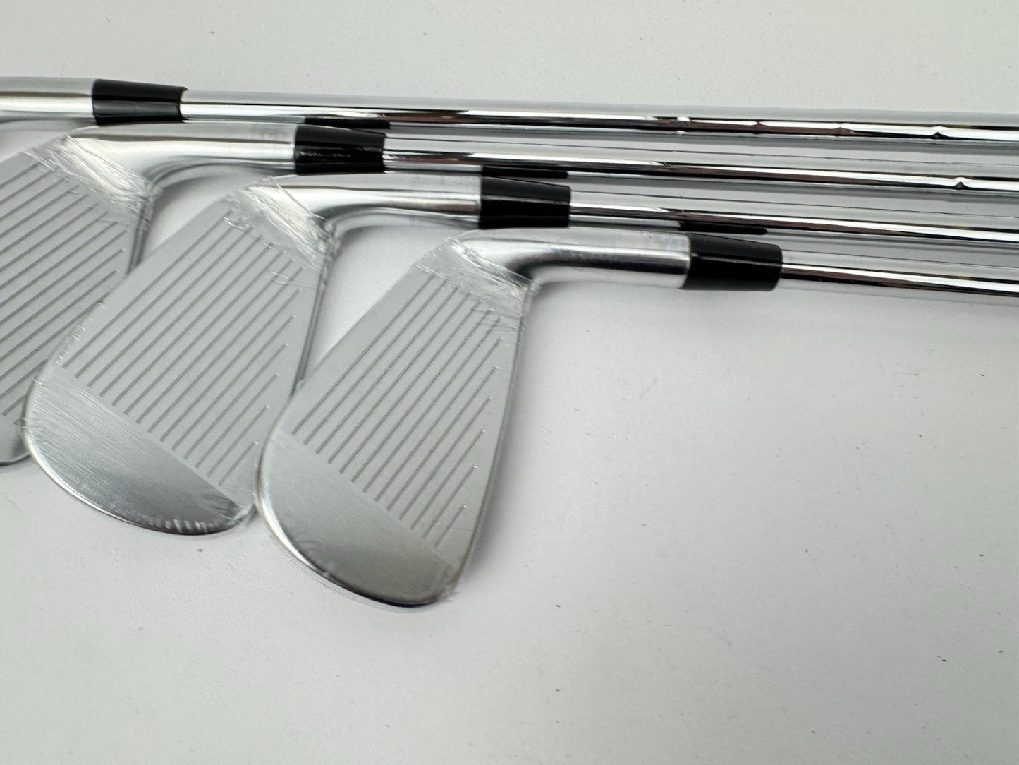 Cobra Forged Tec X Irons 5,7,9+PW KBS Tour Lite Regular Steel /Left /New/341319