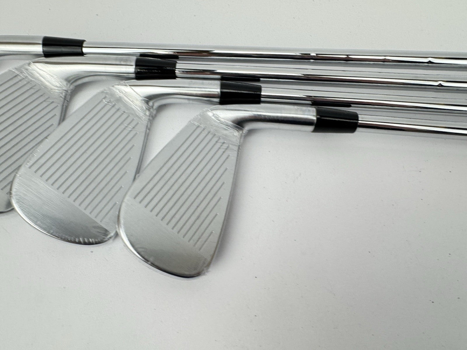 Cobra Forged Tec X Irons 5,7,9+PW KBS Tour Lite Regular Steel /Left /New/341319