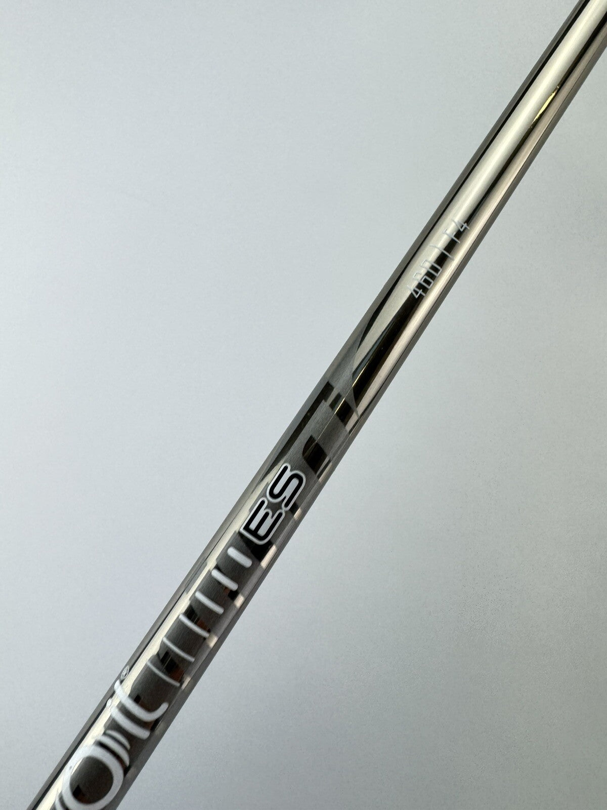 UST Recoil Iron Shaft ES 460 F4 Stiff Flex Graphite 35.5” /0.355 Tapered /216744