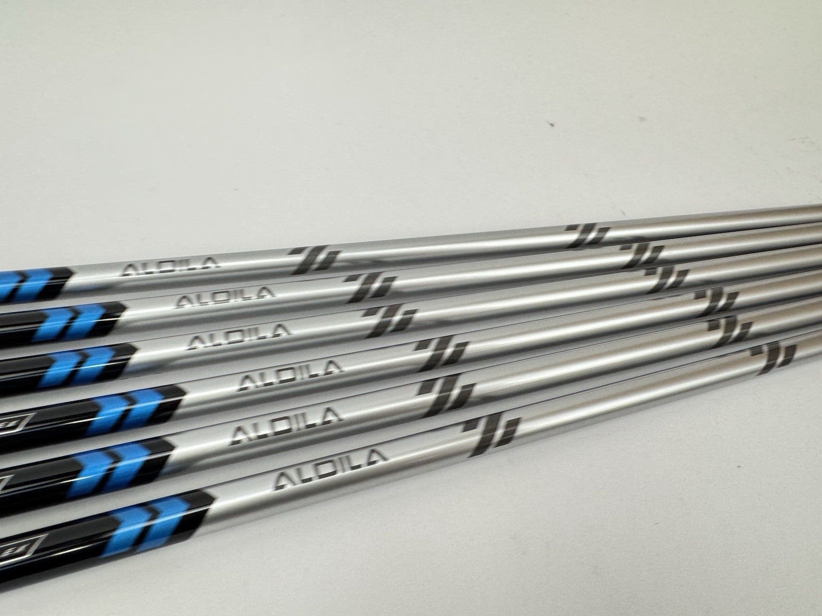 Aldila Ascent Ladies Iron Shaft Set (6) 5-PW Graphite /0.370 Parallel /345865